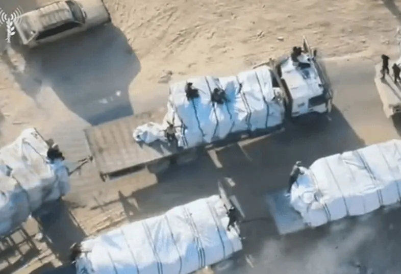 لوائح اتهام تهز الداخل الإسرائيلي.. جنود متورطون بتهريب بضائع إلى غزة ومساعدة “العدو” زمن الحرب